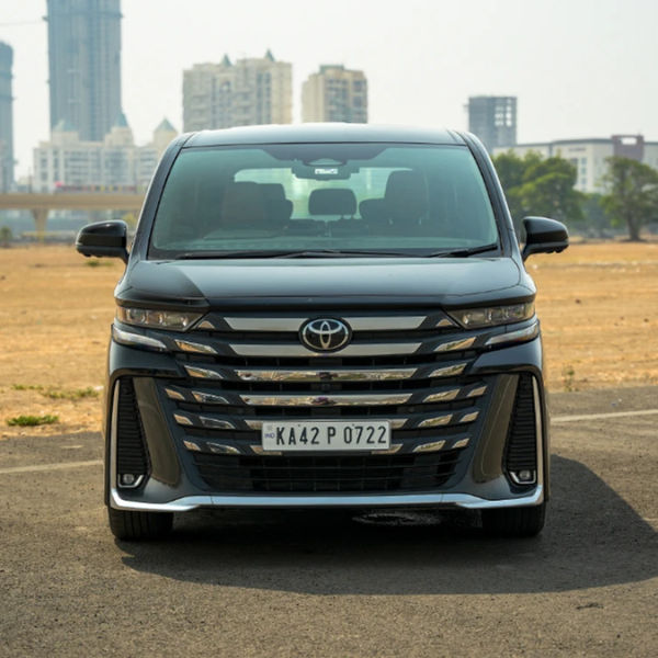 Toyota Vellfire Rental Chennai
